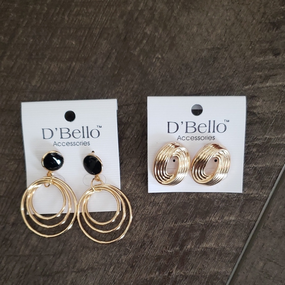 2 Pairs Of Earrings gold tone fashion jewelry